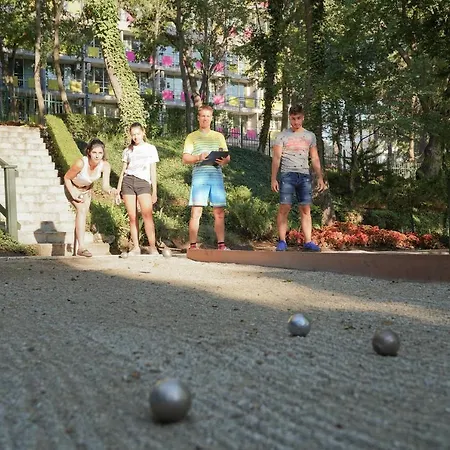 Grifid Arabella 4* Zlate písky