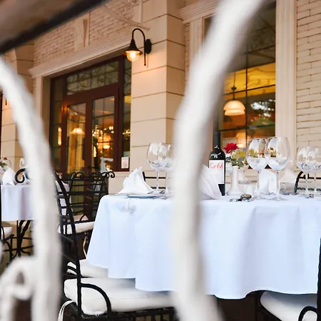 Grifid Arabella Хотел 4*