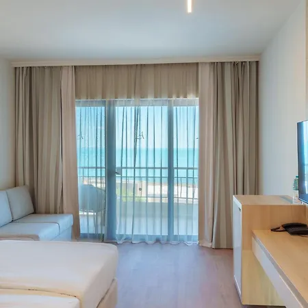 Hotel Grifid Arabella 4*
